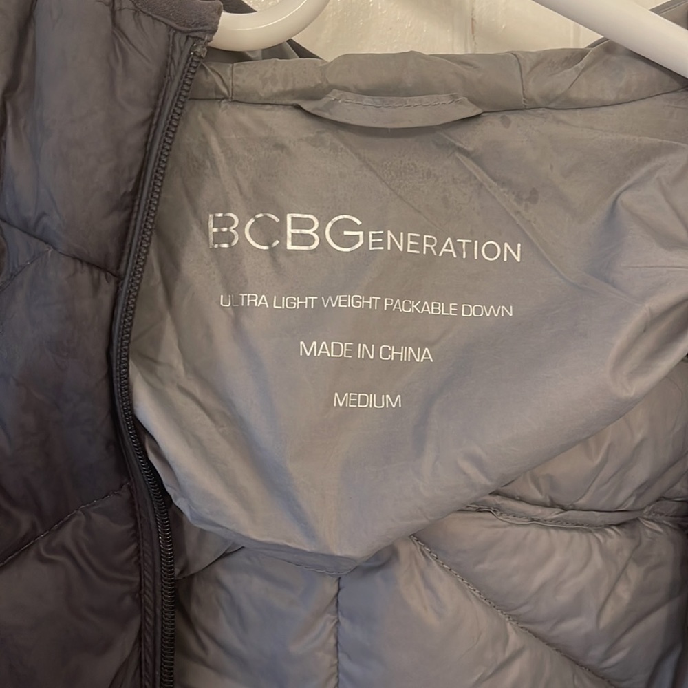 Bcbgeneration Packable Puffer Jacket In Size M - image 2